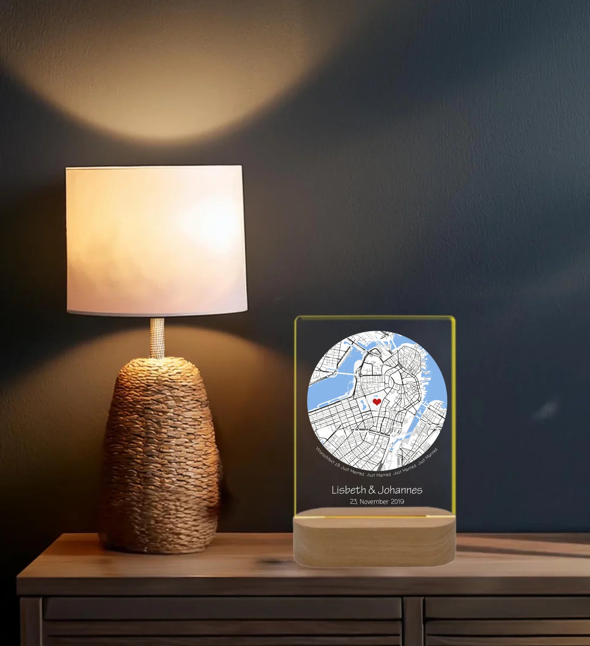 Komode Licht an