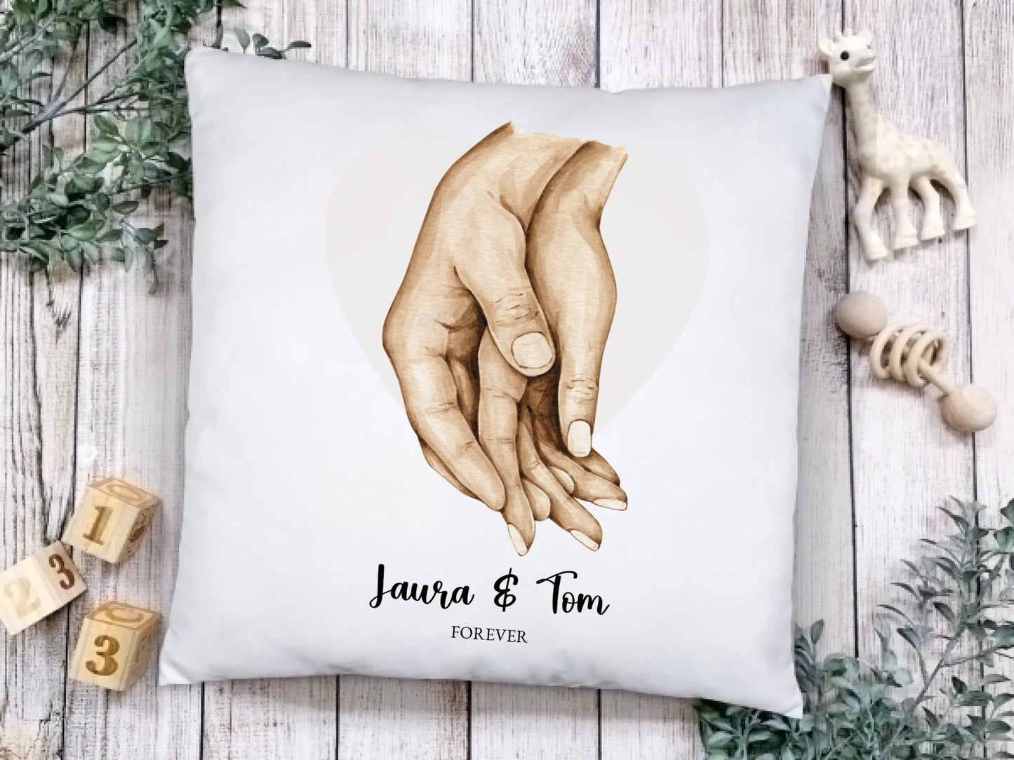 Geschenk für Paar / Familie Kissen personalisiert | Händemotiv Namen | Geschenk Hochzeitstag, Valentinstag, Jahrestag