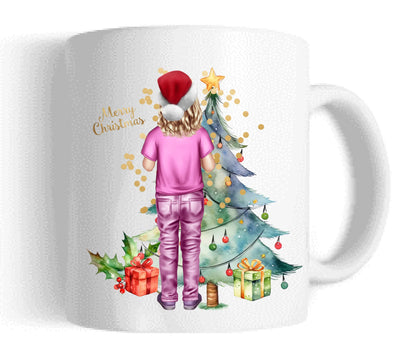 Personalisierte Tasse für Kinder zu Weihnachten mit Kleidung, Namen und Text gestaltbar. Weihnachtstasse