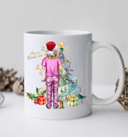 Personalisierte Tasse für Kinder zu Weihnachten mit Kleidung, Namen und Text gestaltbar. Weihnachtstasse