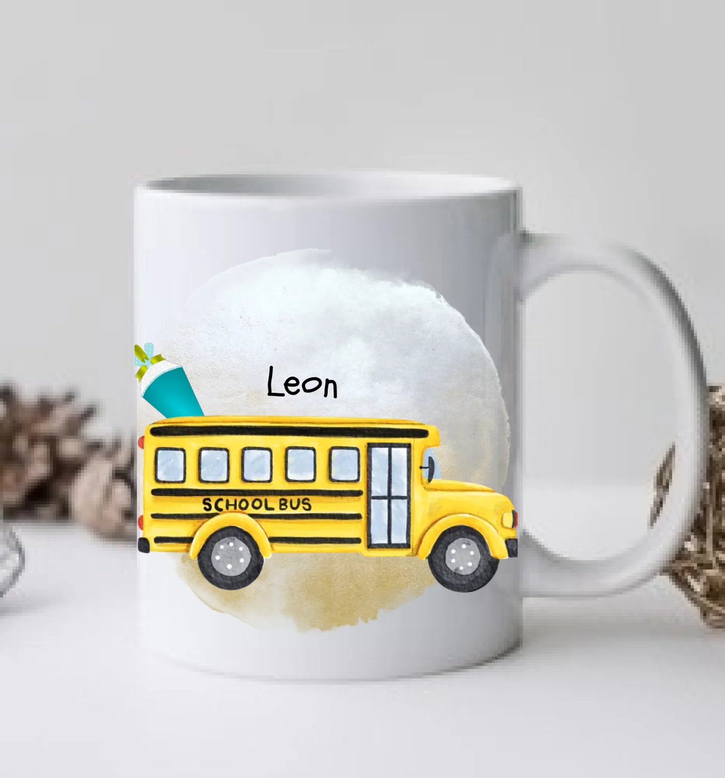 Schulkind 2026 | Kindertasse Geschenk zur Einschulung Tasse Schulbus personalisiert | Einschulungsgeschenk